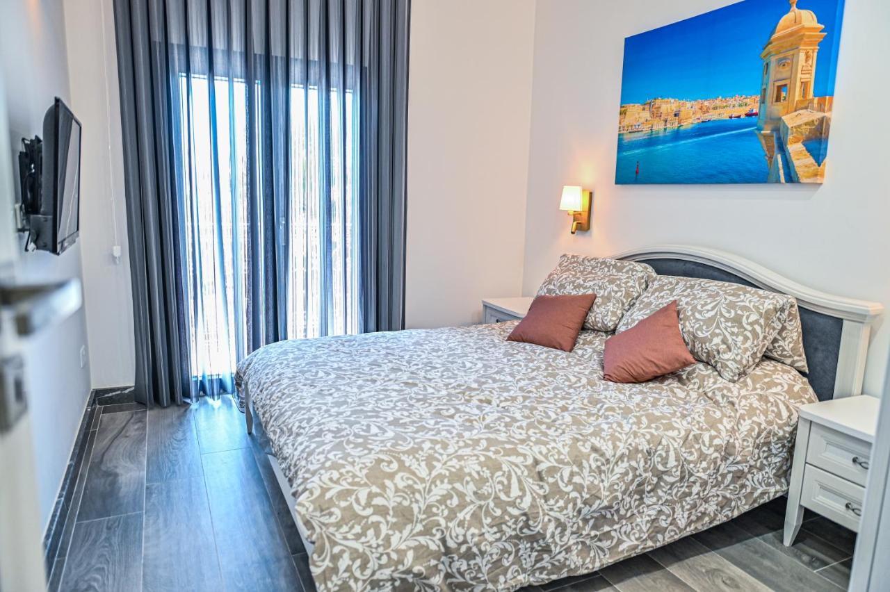 Droplet Apartment Kalkara Exterior photo